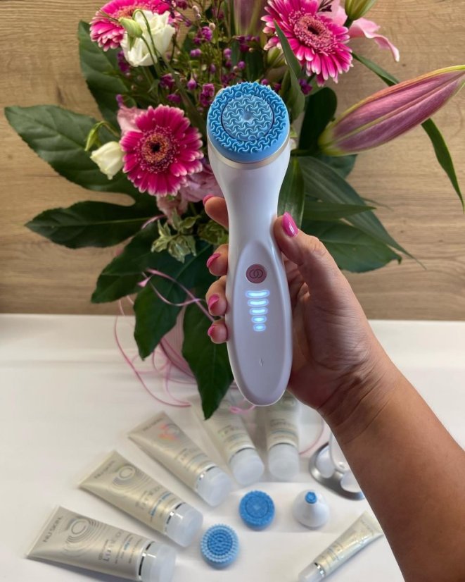 Nu Skin ageLOC Lumispa iO s nástavcem Accent na oční okolí – pro normální a smíšenou pleť
